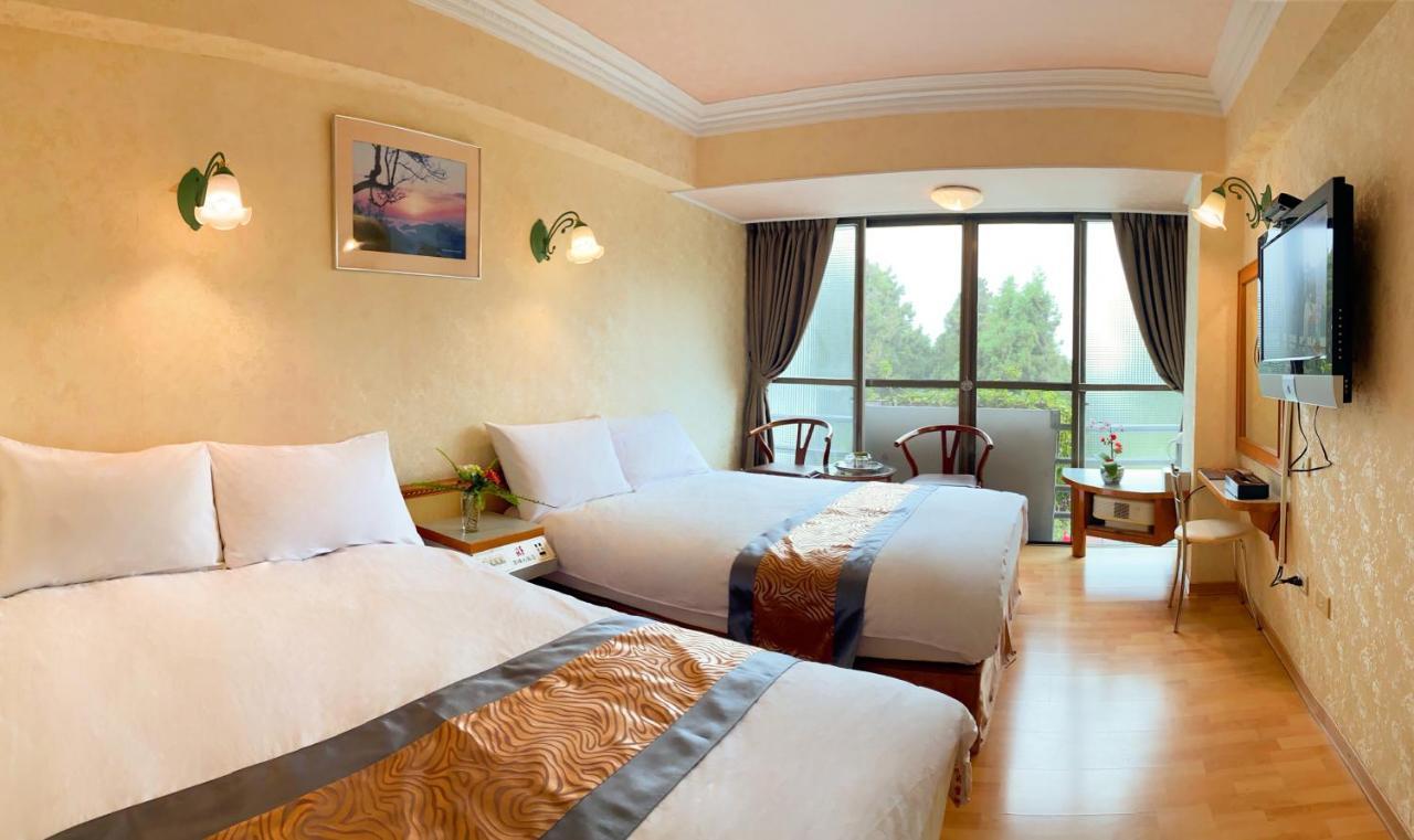 Kao Feng Hotel Zhongzheng  Esterno foto