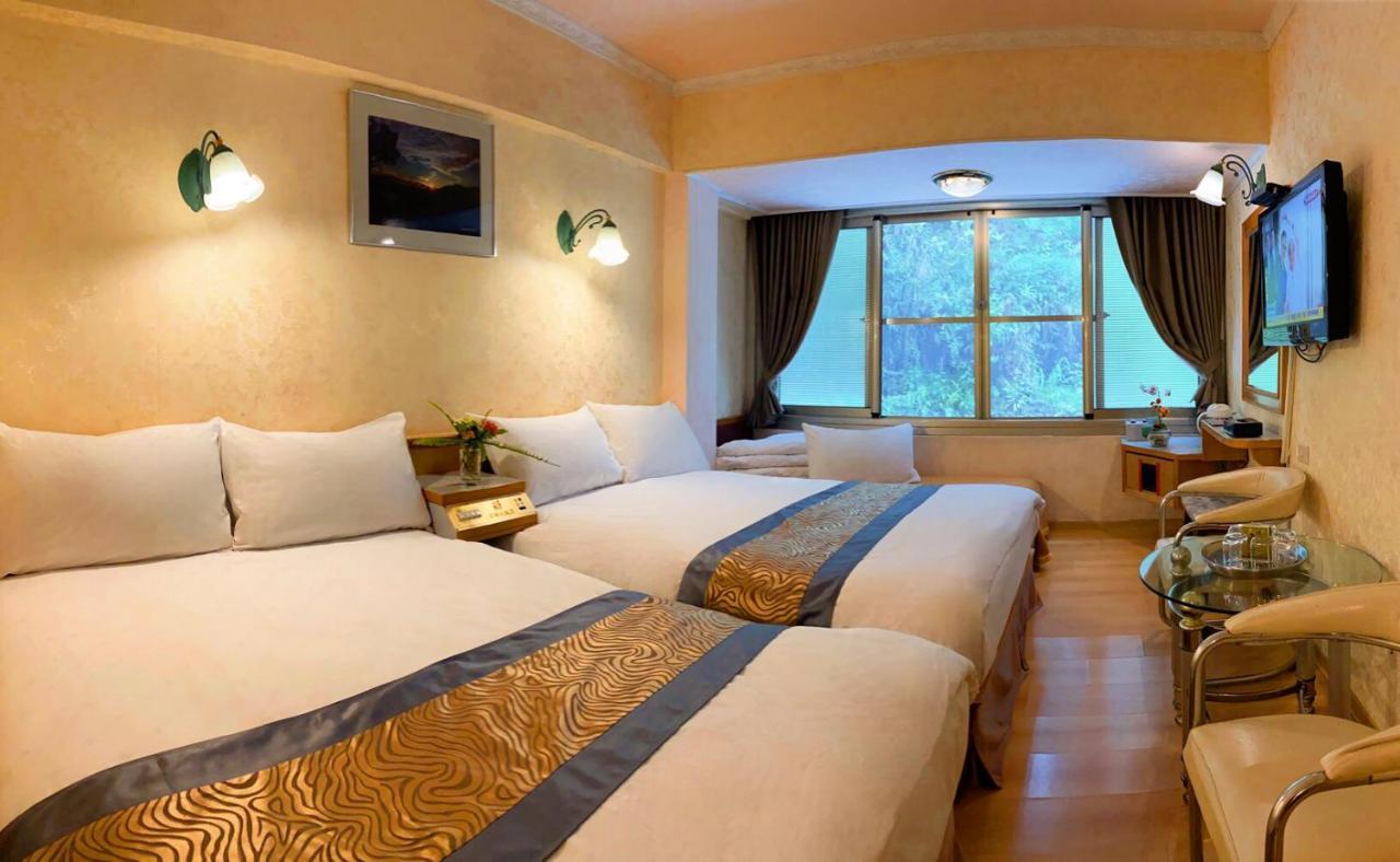 Kao Feng Hotel Zhongzheng  Esterno foto